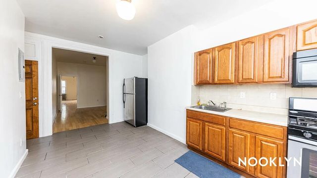 181 Maujer Street, New York City, NY 11206