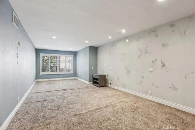 1121 N Olive Drive 211, West Hollywood, CA 90069