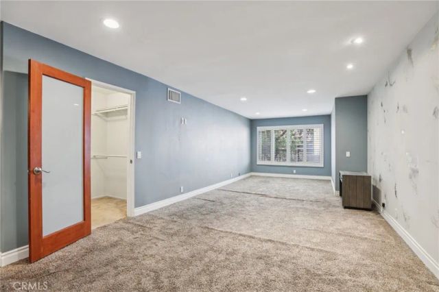 1121 N Olive Drive 211, West Hollywood, CA 90069