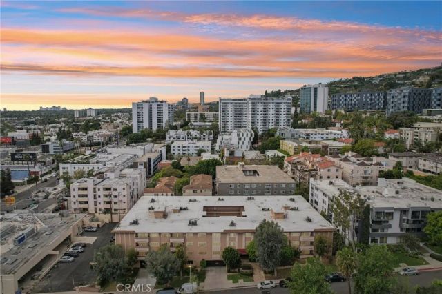 1121 N Olive Drive 211, West Hollywood, CA 90069