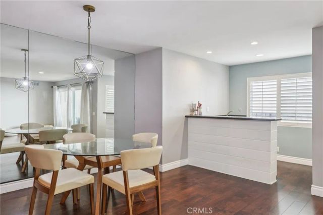 1121 N Olive Drive 211, West Hollywood, CA 90069