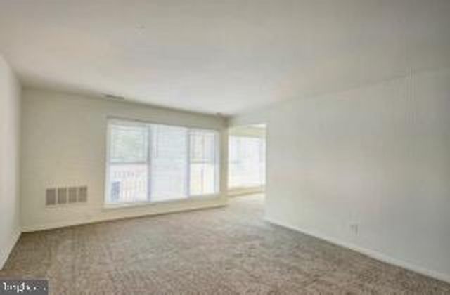 590 LOWER LANDING RD, Blackwood, NJ 08012