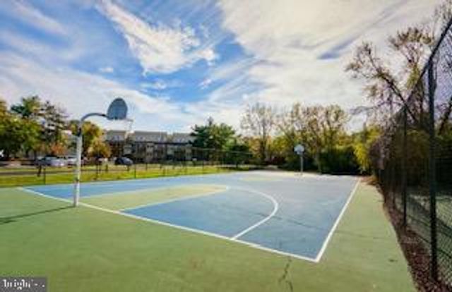 590 LOWER LANDING RD, Blackwood, NJ 08012