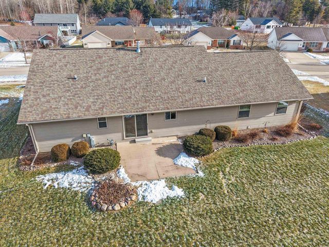 1105 FAVERSHAM WAY, Green Bay, WI 54313