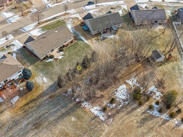 1105 FAVERSHAM WAY, Green Bay, WI 54313