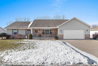 1105 FAVERSHAM WAY, Green Bay, WI 54313