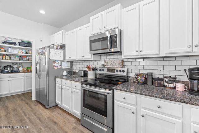 115 Tralee Place, Holly Ridge, NC 28445