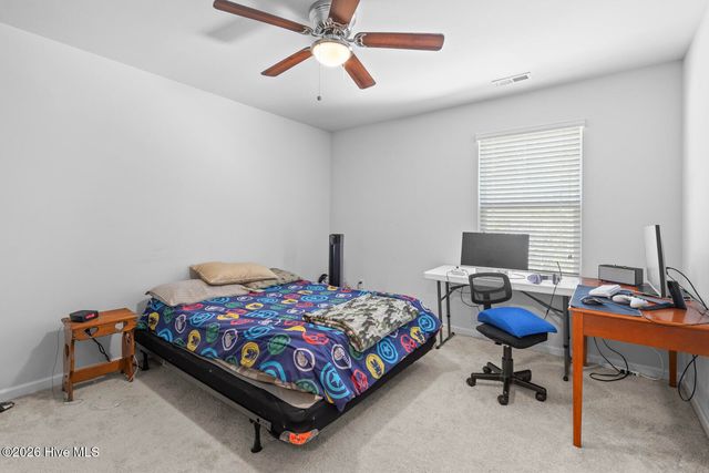 115 Tralee Place, Holly Ridge, NC 28445