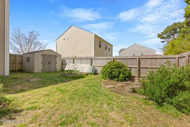 115 Tralee Place, Holly Ridge, NC 28445