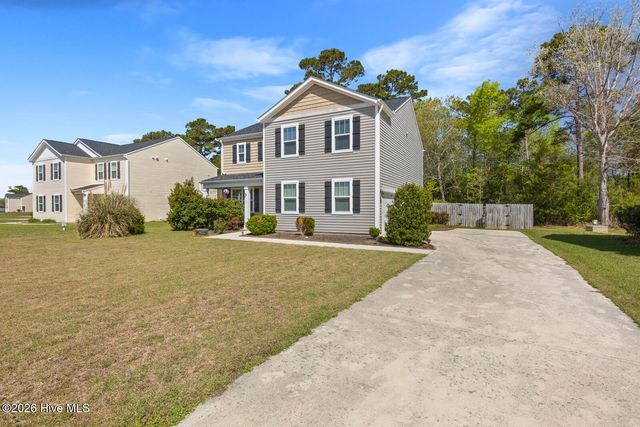 115 Tralee Place, Holly Ridge, NC 28445