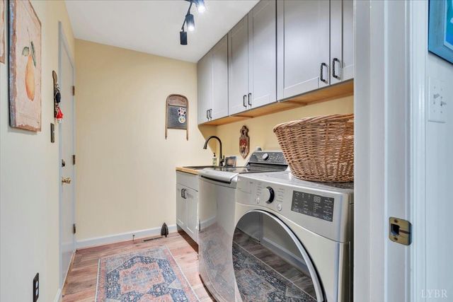 1037 Whitetail Drive, Huddleston, VA 24104