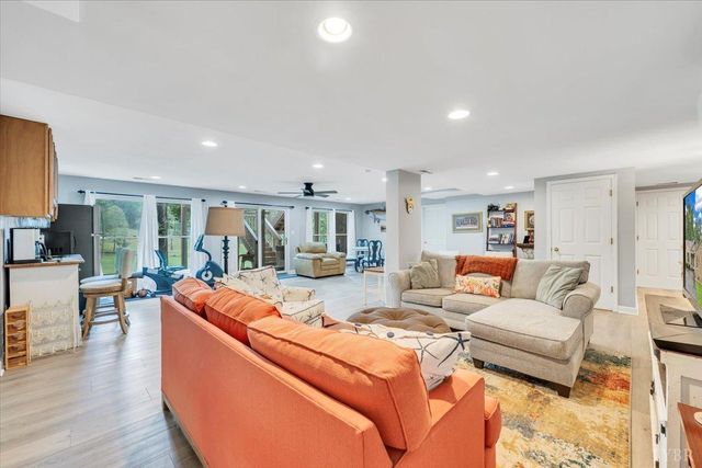 1037 Whitetail Drive, Huddleston, VA 24104