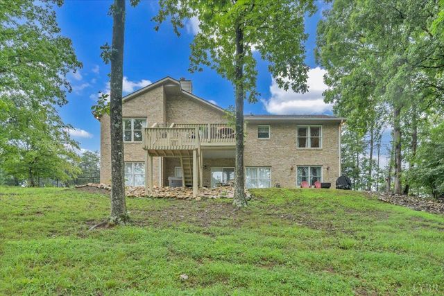 1037 Whitetail Drive, Huddleston, VA 24104