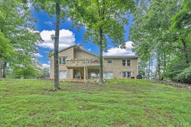 1037 Whitetail Drive, Huddleston, VA 24104