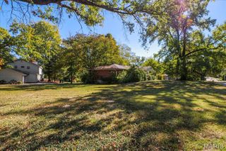 1670 Bennett Avenue, St Louis, MO 63122