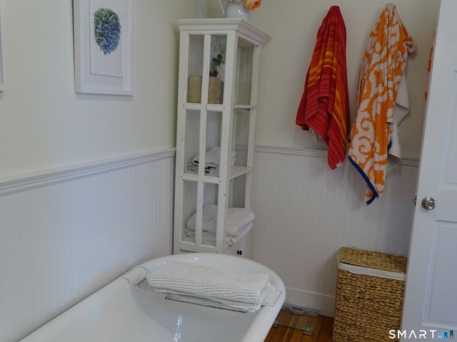 187 Linden Avenue, Branford, CT 06405