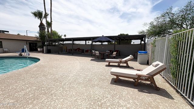 305 S VAL VISTA Drive S 94, Mesa, AZ 85204