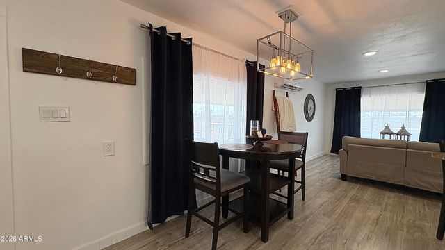 305 S VAL VISTA Drive S 94, Mesa, AZ 85204