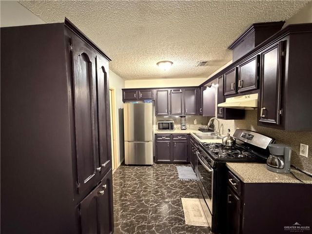 2724 Vanessa Avenue, Mcallen, TX 78503