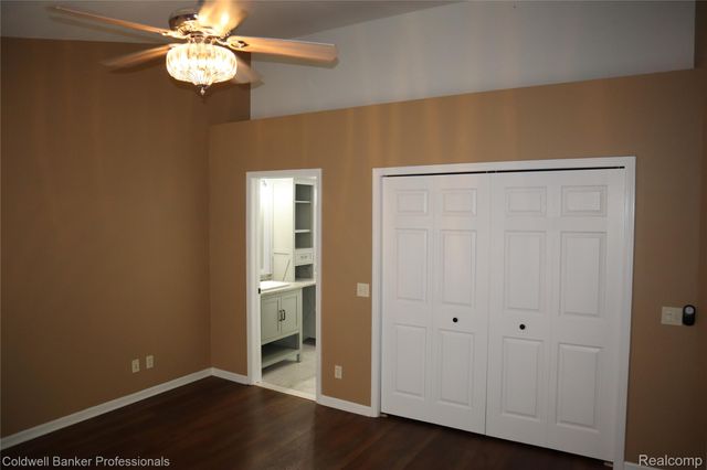 13368 Julie Anne Court 1, Fenton Charter Township, MI 48430