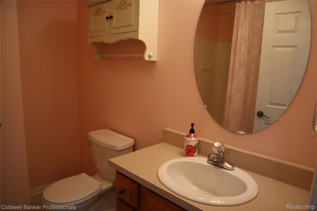 13368 Julie Anne Court 1, Fenton Charter Township, MI 48430