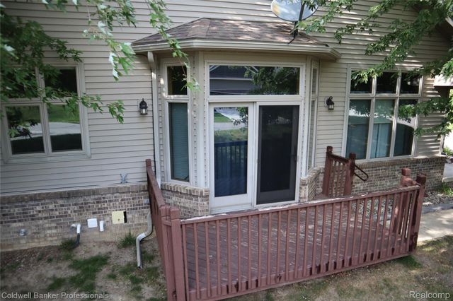 13368 Julie Anne Court 1, Fenton Charter Township, MI 48430