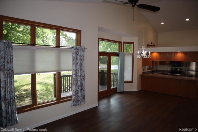 13368 Julie Anne Court 1, Fenton Charter Township, MI 48430