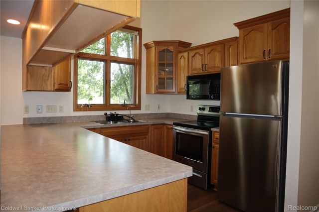 13368 Julie Anne Court 1, Fenton Charter Township, MI 48430