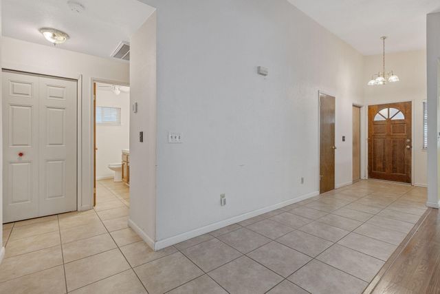 1279 Lincoln Street, Tulare, CA 93274