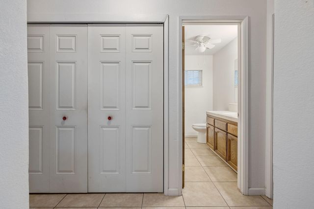 1279 Lincoln Street, Tulare, CA 93274