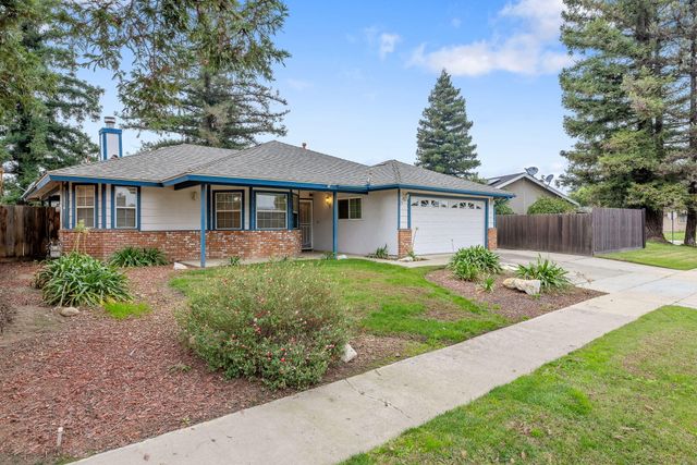 1279 Lincoln Street, Tulare, CA 93274