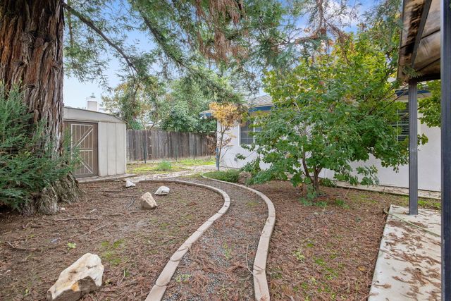 1279 Lincoln Street, Tulare, CA 93274