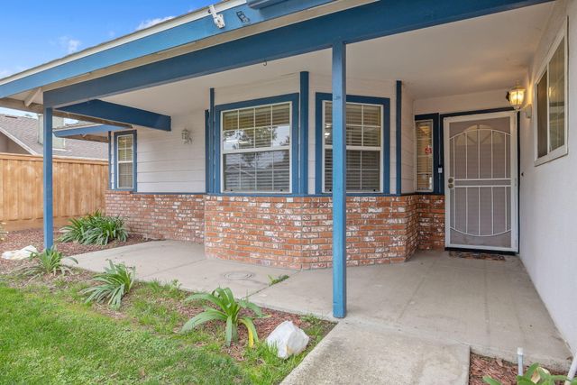 1279 Lincoln Street, Tulare, CA 93274