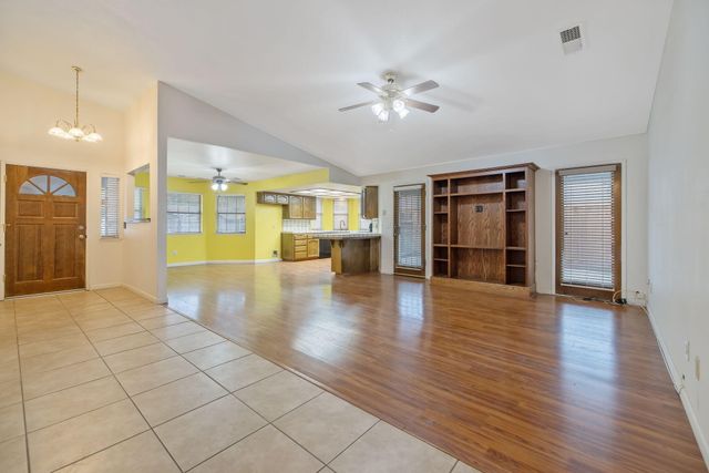 1279 Lincoln Street, Tulare, CA 93274