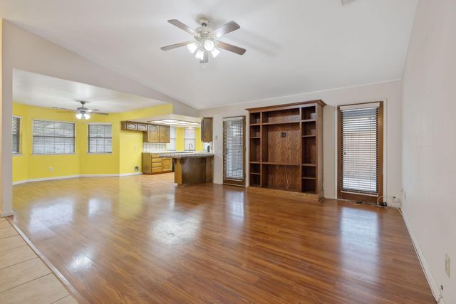 1279 Lincoln Street, Tulare, CA 93274