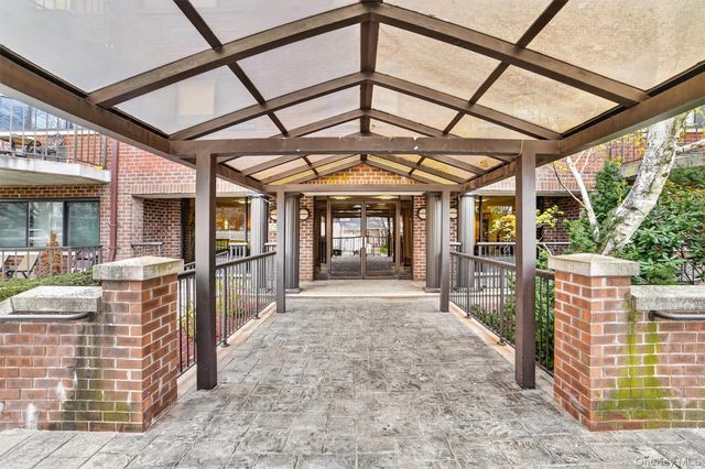 66 Crisfield 1X, Yonkers, NY 10710