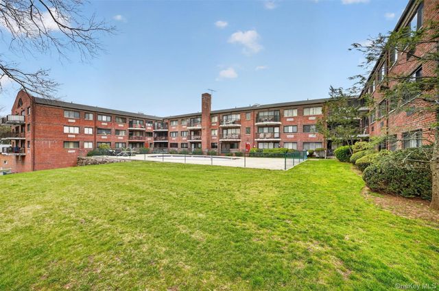 66 Crisfield 1X, Yonkers, NY 10710