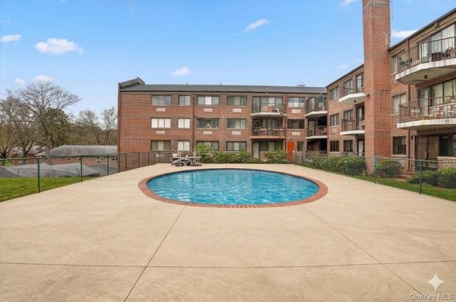 66 Crisfield 1X, Yonkers, NY 10710