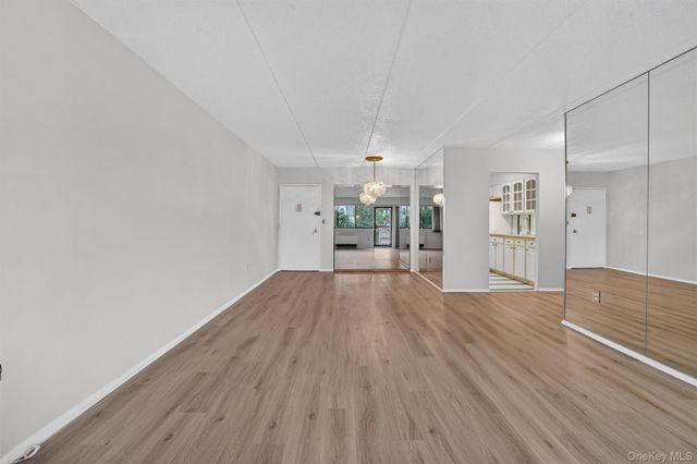 66 Crisfield 1X, Yonkers, NY 10710