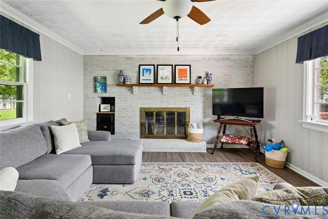 565 Rochelle Rd, Richmond, VA 23238