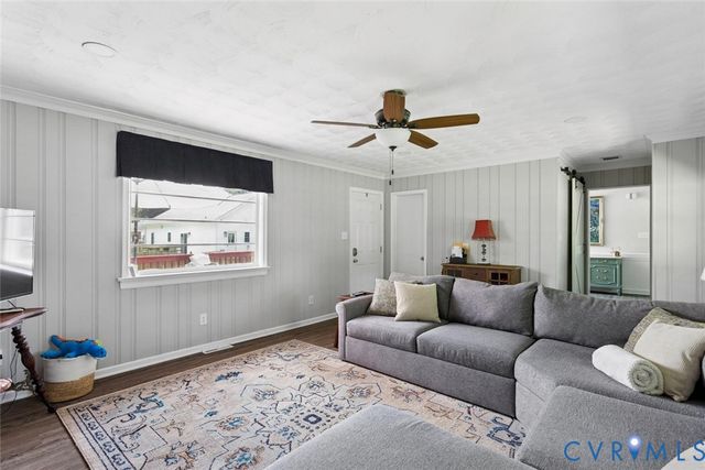 565 Rochelle Rd, Richmond, VA 23238