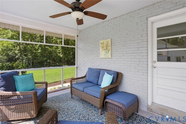 565 Rochelle Rd, Richmond, VA 23238