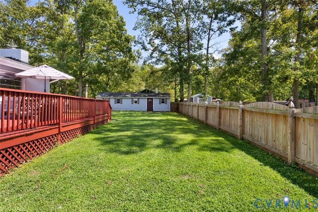 565 Rochelle Rd, Richmond, VA 23238
