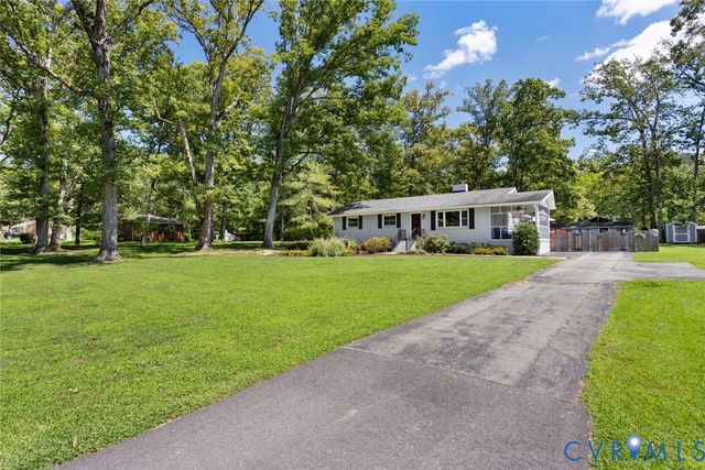 565 Rochelle Rd, Richmond, VA 23238
