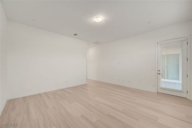 342 Lady Bird Avenue, Henderson, NV 89011