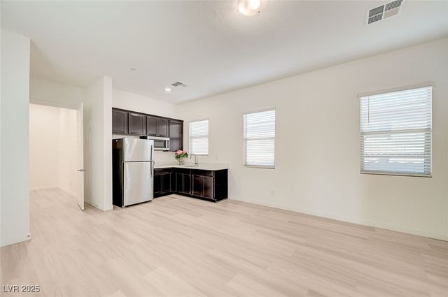 342 Lady Bird Avenue, Henderson, NV 89011