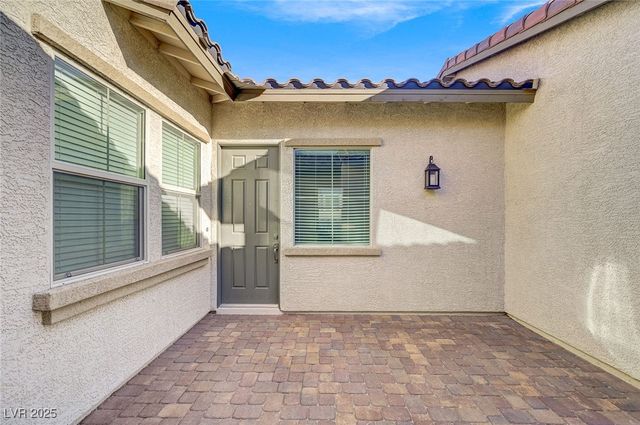 342 Lady Bird Avenue, Henderson, NV 89011
