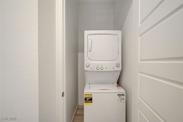 342 Lady Bird Avenue, Henderson, NV 89011