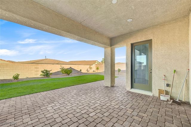 342 Lady Bird Avenue, Henderson, NV 89011