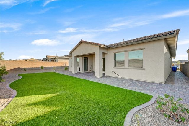 342 Lady Bird Avenue, Henderson, NV 89011